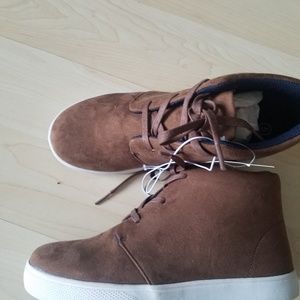 Chukka Suede construction boots
